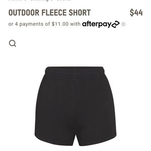 NWOT SKIMS OUTDOOR FLEECE SHORTS SOOT